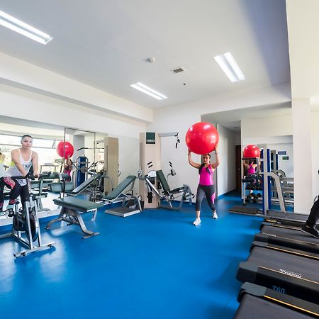 Hotel Dann Carlton Belfort Медельин Экстерьер фото The gym at the University of Roehampton