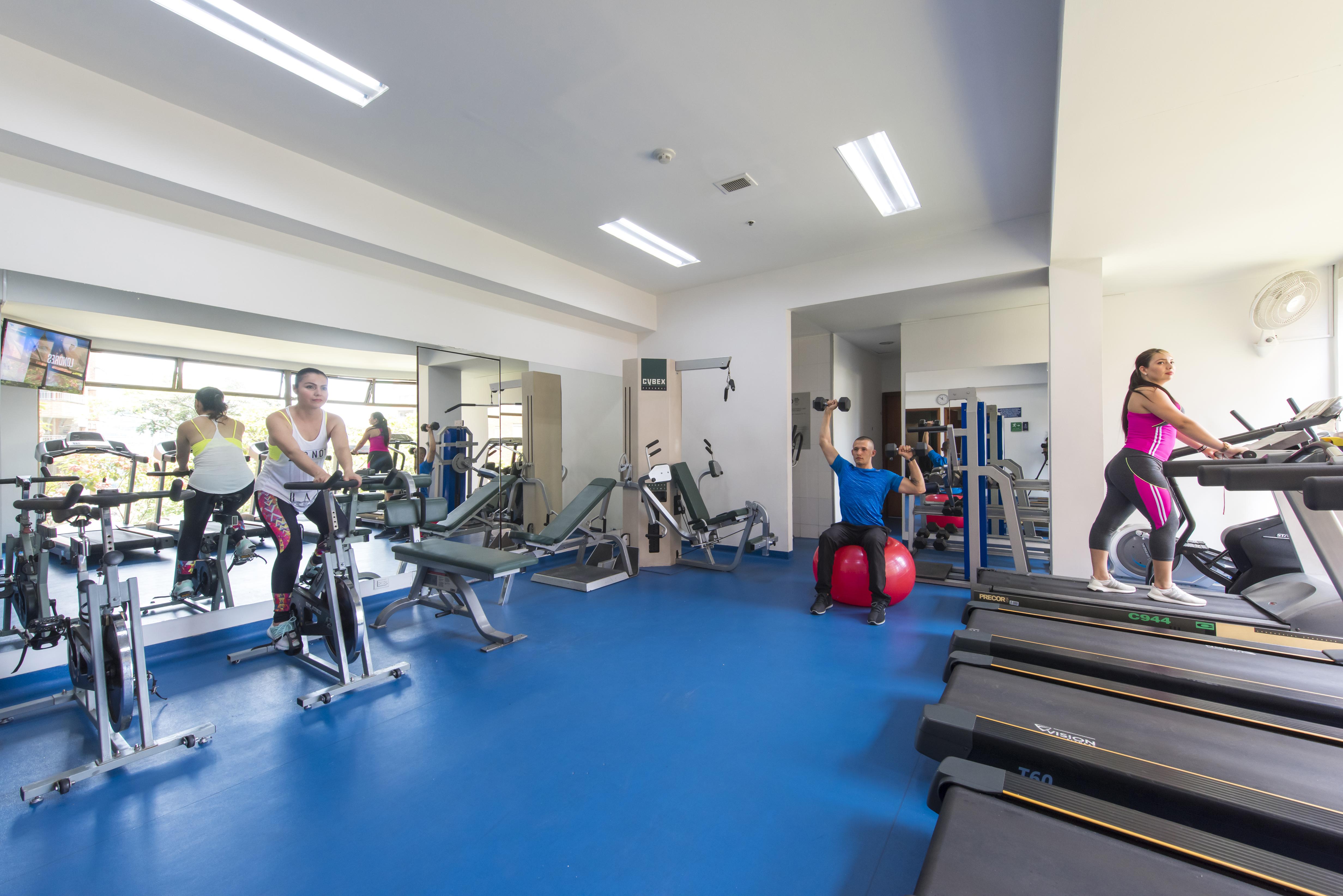 Hotel Dann Carlton Belfort Медельин Экстерьер фото The gym at the University of Roehampton